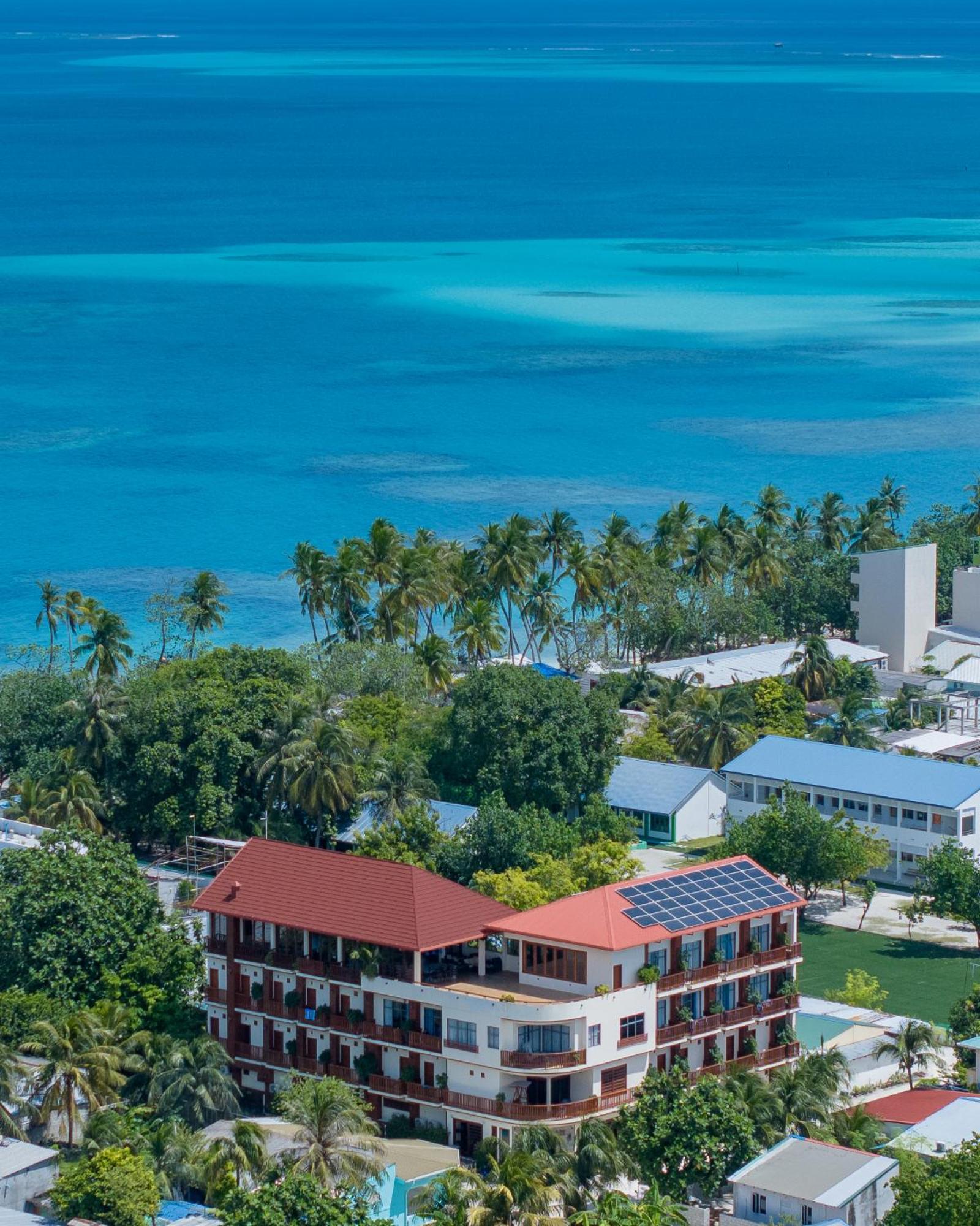 Araamu Hotels Maldives At Dhiffushi Exterior photo